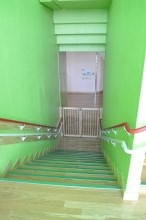 3Fから2Fへの階段