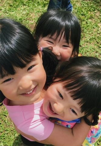 なかよし３にんぐみの画像
