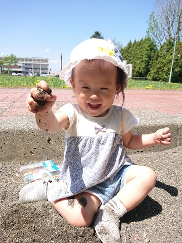30 初めての砂遊び