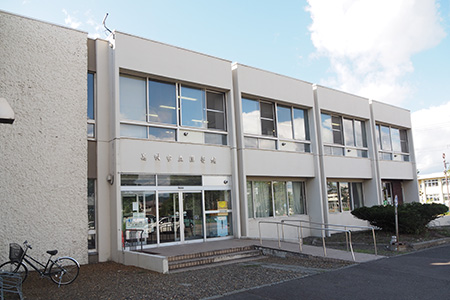 市立図書館