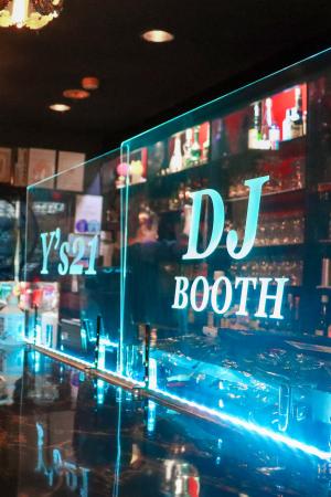 Dj Booth