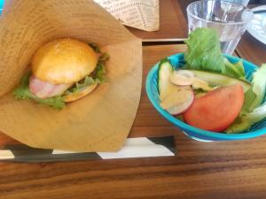 陶MASハンバーガー