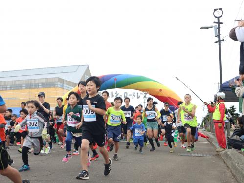 2.3km　 スタートの様子