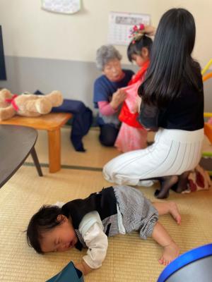 誰か僕にかまってよー