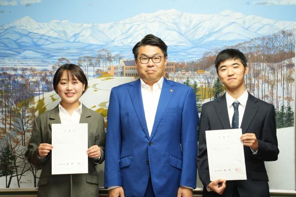 城野隊員